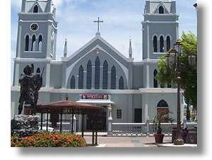 adjuntas iglesia